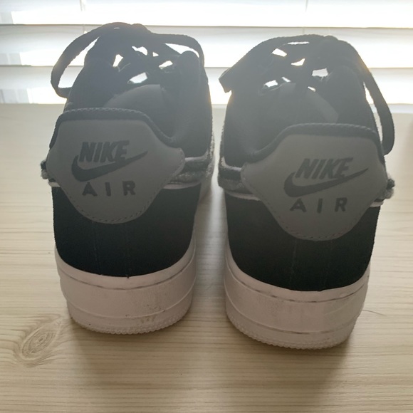 Black and White Nike Air Force - Picture 7 of 9